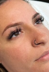 Boosting Confidence with Cosmetic Tattoos: Unveiling Your Inner Beauty