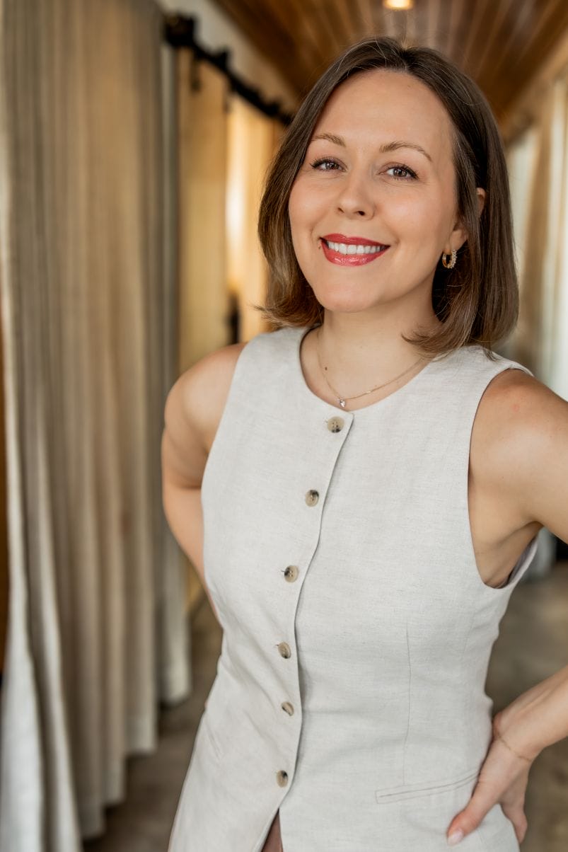 Angela Master Artist at DAELA