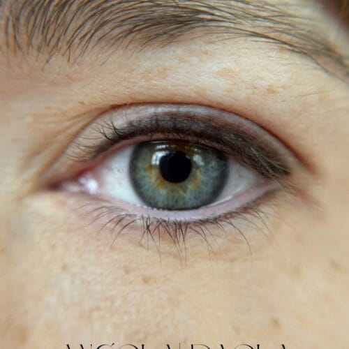 lower eyeliner at DAELA