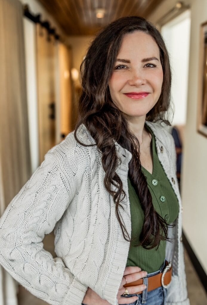 DR Elizabeth McElligott visiting DAELA Scottsdale